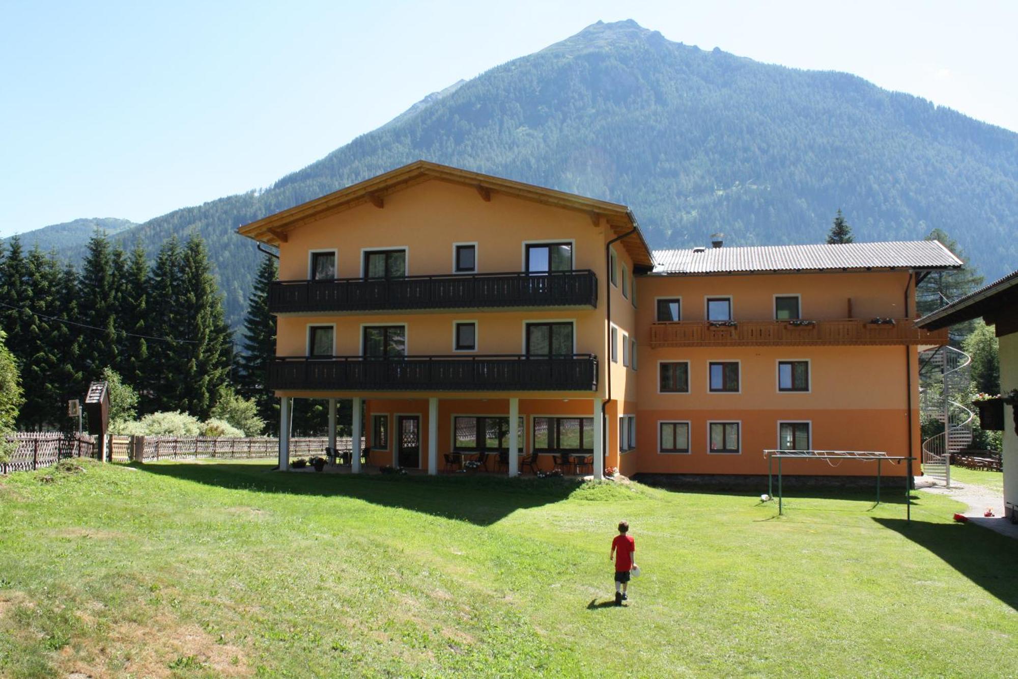 Hotel Hubertus Mallnitz Exteriér fotografie